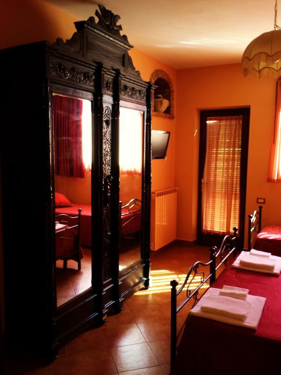 B&B De Nuce Maga Benevento Habitación foto